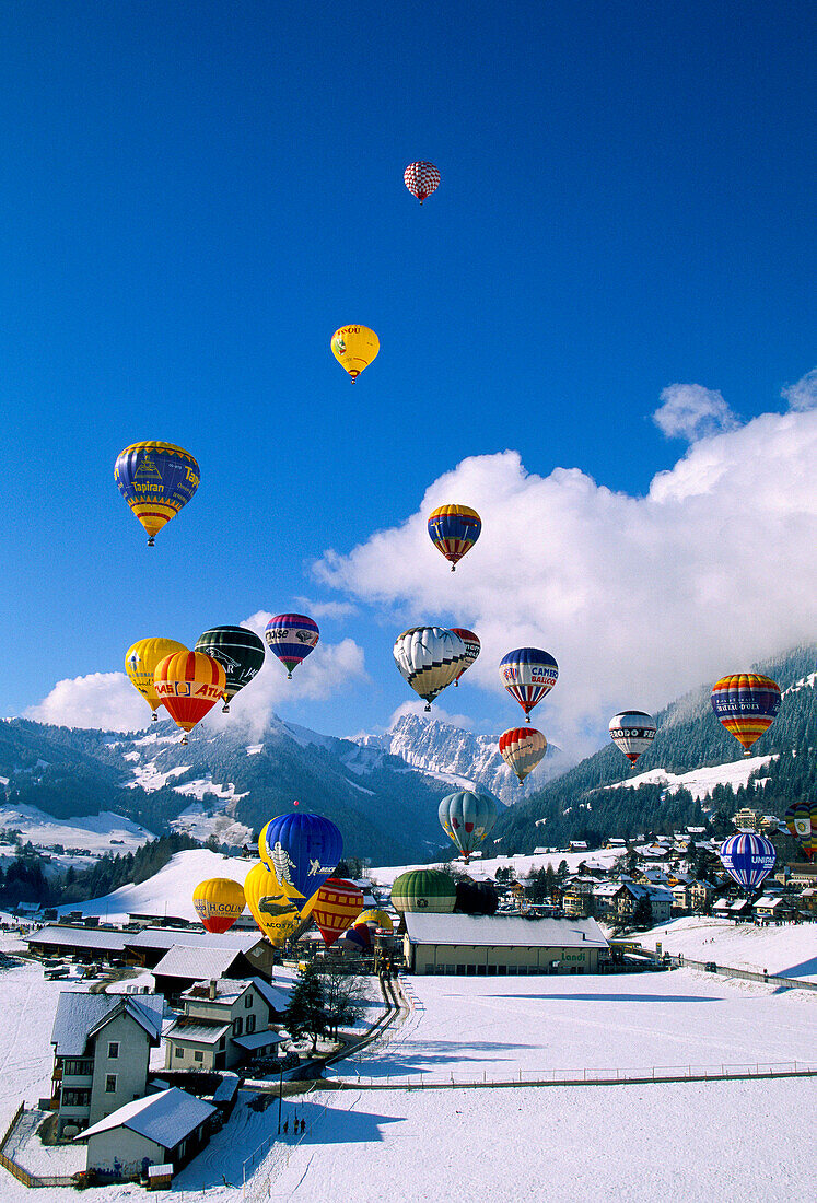 Unipart International Balloon Festival, Chateau D'oex, Switzerland