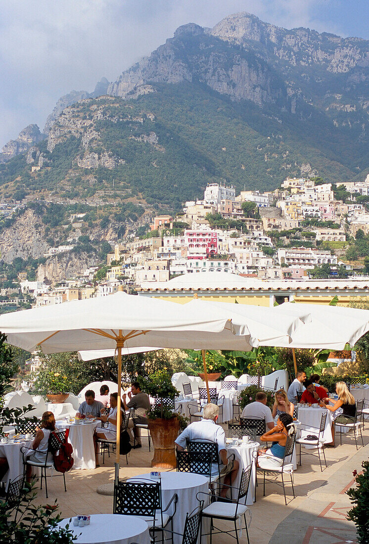 CAFƒ SCENE, POSITANO, CAMPANIA, ITALY