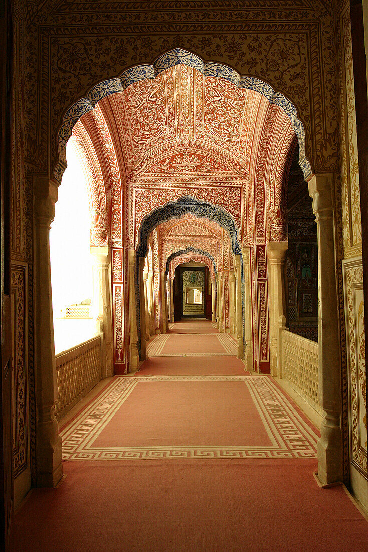 THE SAMODE PALACE, INTERIOR, SAMODE, RAJASTHAN, INDIA