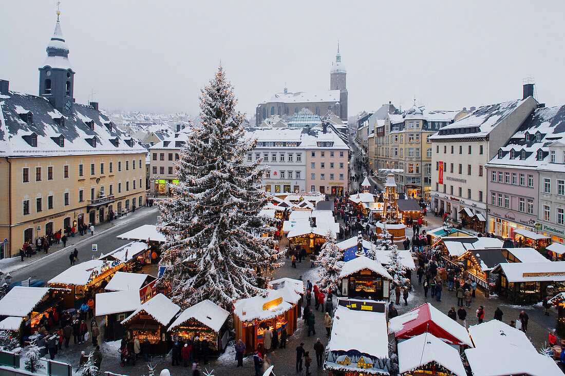 Christmas market, Annaberg-Buchholz, Ore mountains, Saxony, Germany