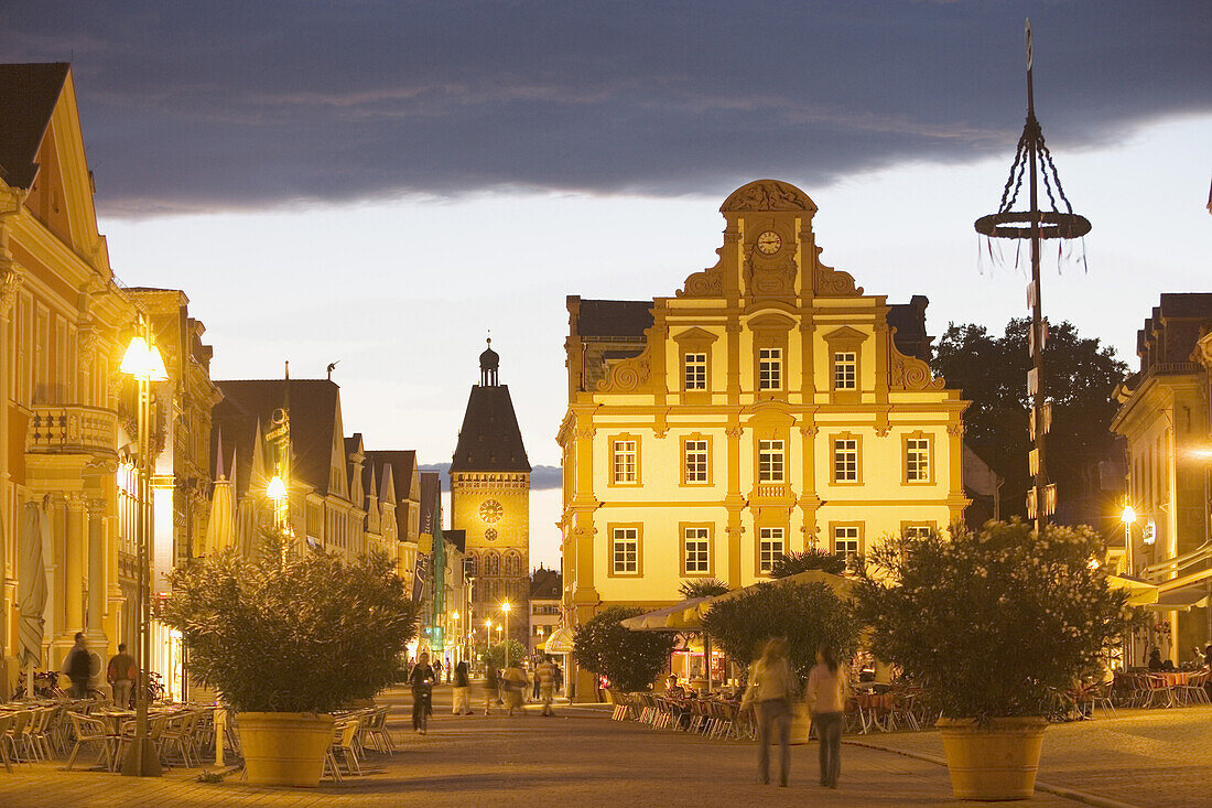 View along  pedestrian area to The Old Gate (Altpoertel) in the evening, Speyer, Rhineland-Palatinate, GErmany