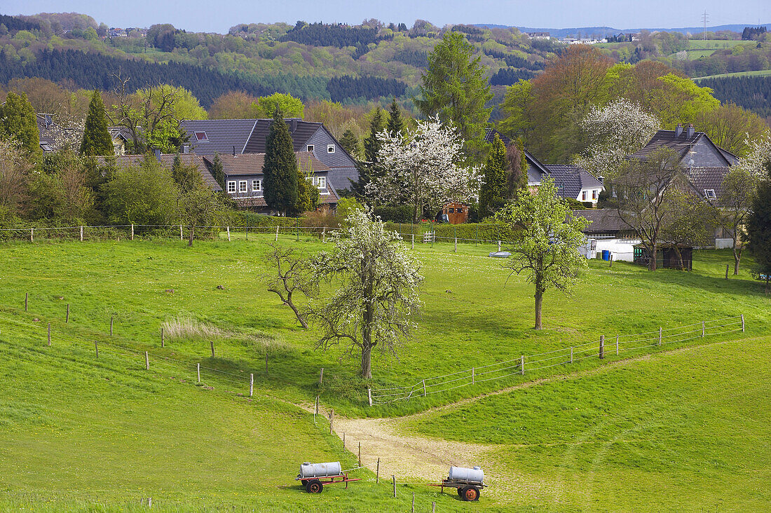 Blick von der Ketzbergerhöhe, Bergisches Land, Nordrhein-Westfalen, Deutschland