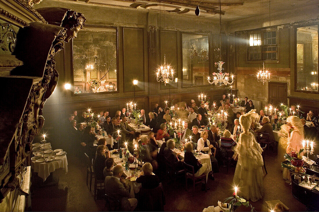 Clärchens Ballhaus, Berlin Mitte, private candlelight party with opera singers in costume, Berlin, Germany