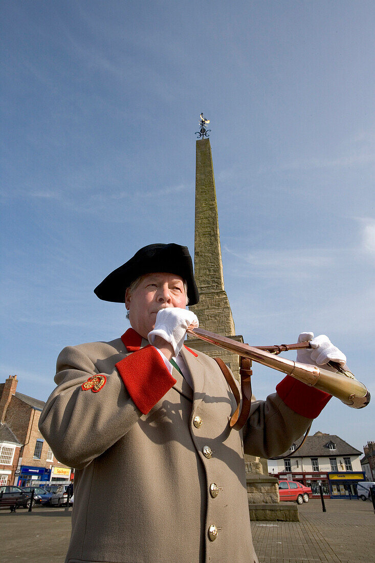 Hornblower setting the watch in the Market Place, Ripon, Yorkshire, UK, England