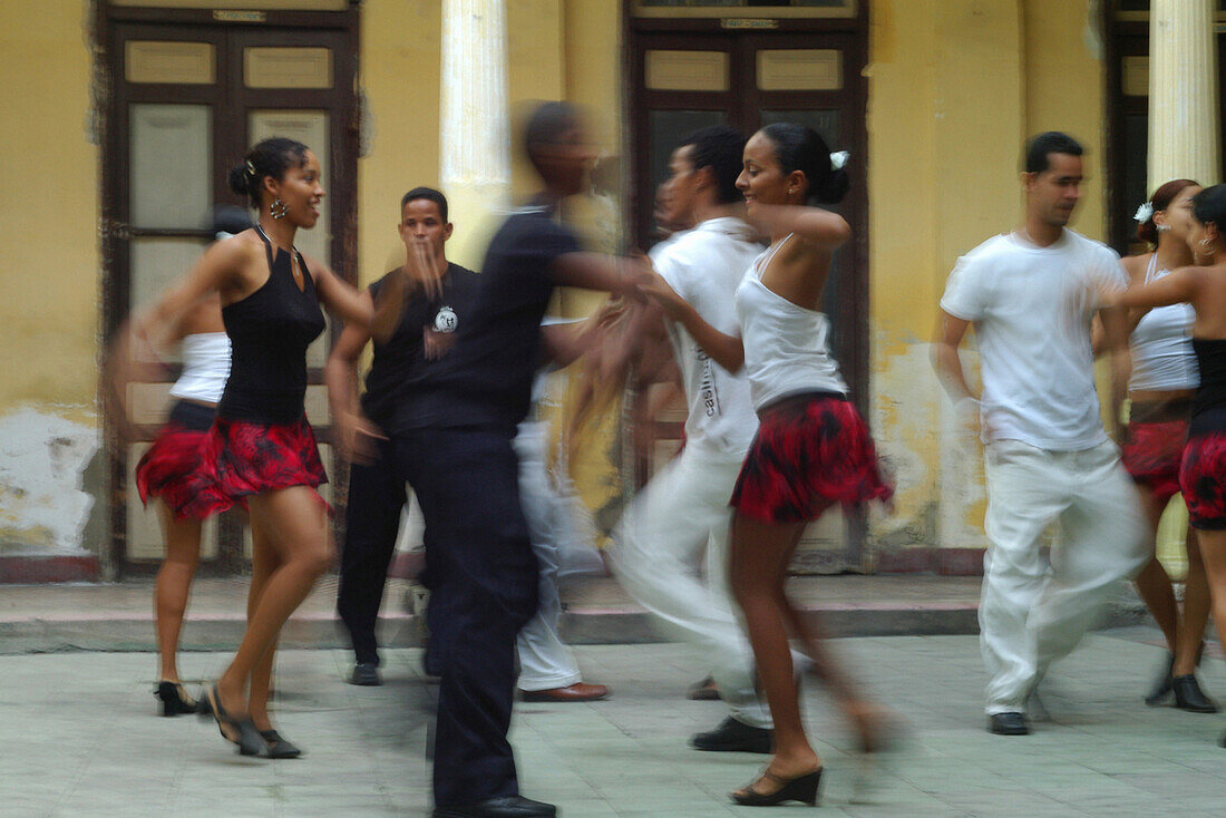 Salsa dancers, Santiago de Cuba, Cuba, Caribbean
