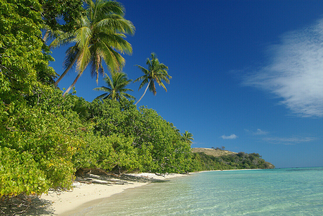 Tropical beach scene, Nananu-i-Ra, Viti Levu Island, Fiji