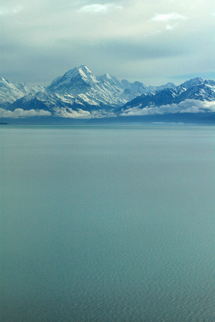 View of Mount Cook over Lake Pukaki, Mount Cook National Park, South Island, New Zealand