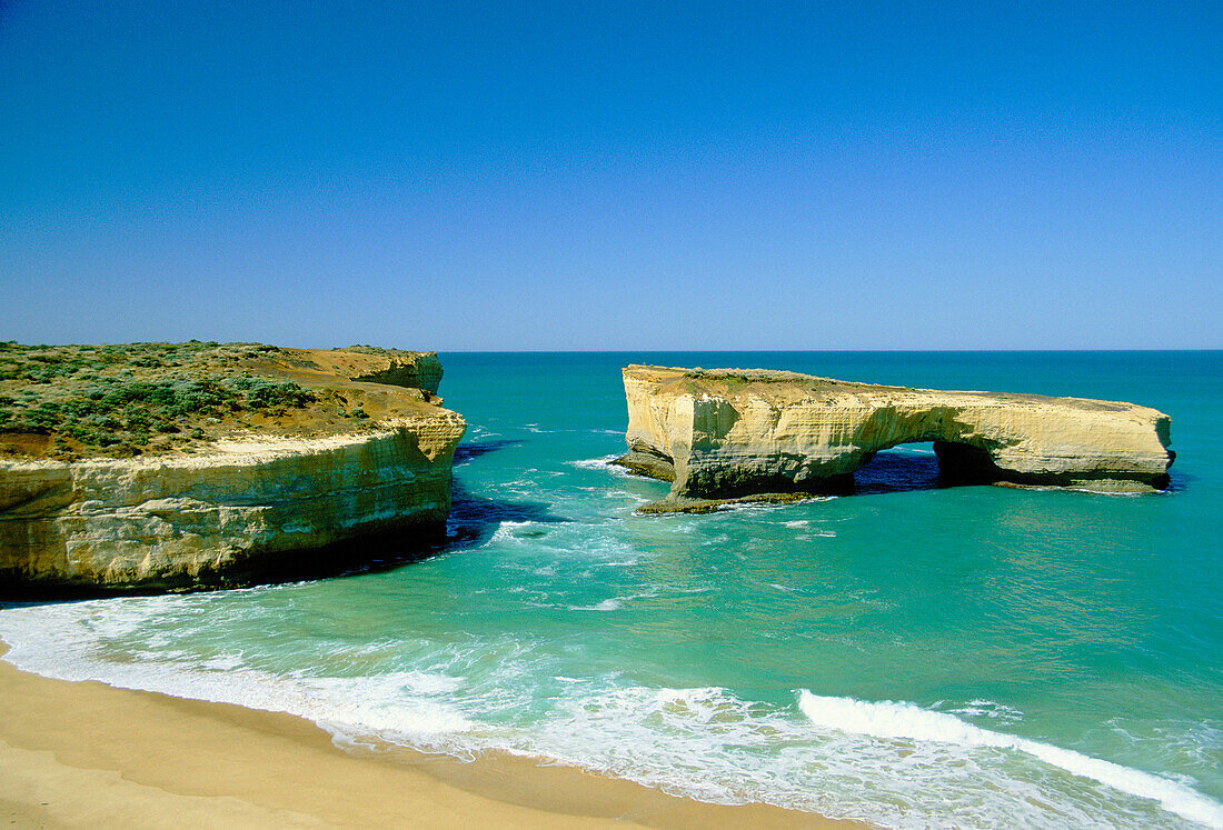 London Bridge (rock Feature), Great Ocean Road, Victoria, Australia