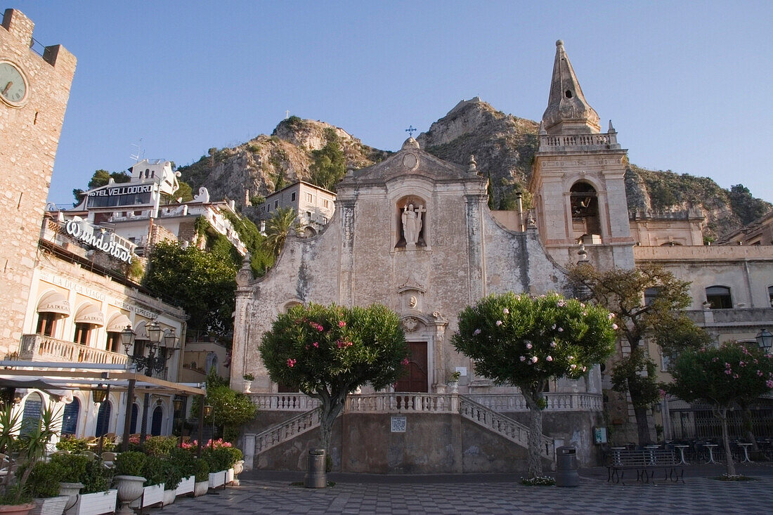 Piazza IX Aprile, Taormina, Sicily, Italy