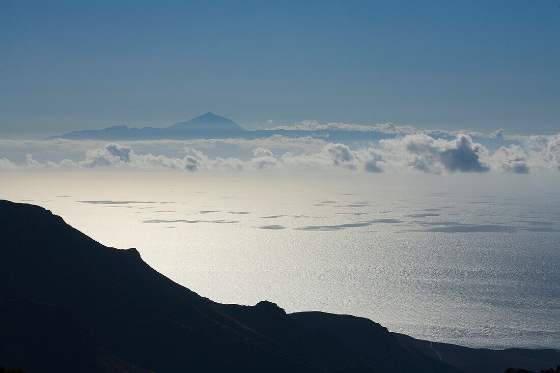 Blick von Gran Canaria auf die Insel Teneriffa mit dem Vulkan Teide, Gran Canaria, Kanarische Inseln, Spanien, Europa