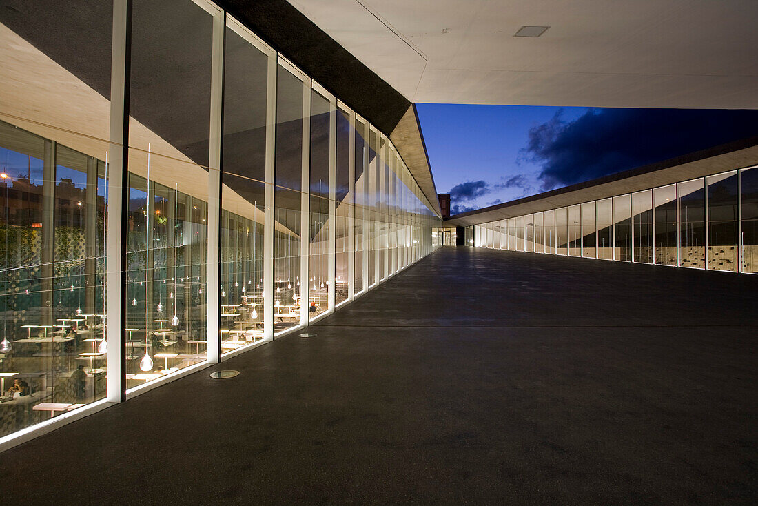 Public libary and patio of the arts centre in the evening, Santa Cruz de Tenerife, Tenerife, Canary Islands, Spain, Europe