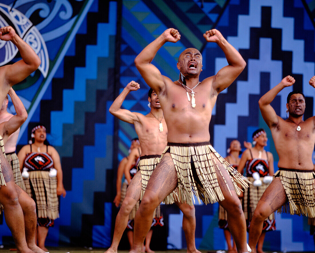 Rotorua Maori Arts Festival, Maori Hakka dance
