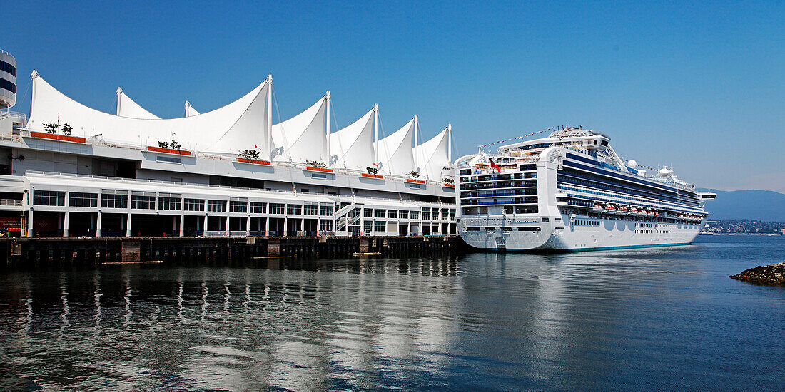 Anleger für Kreuzfahrtsschiffe im Hafen von Vancouver, Kanada, Britisch Kolumbien, Nordamerika