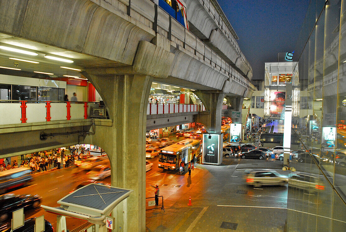 Downtown Bangkok, skytrain station at Siam Square, Thailand, Asia