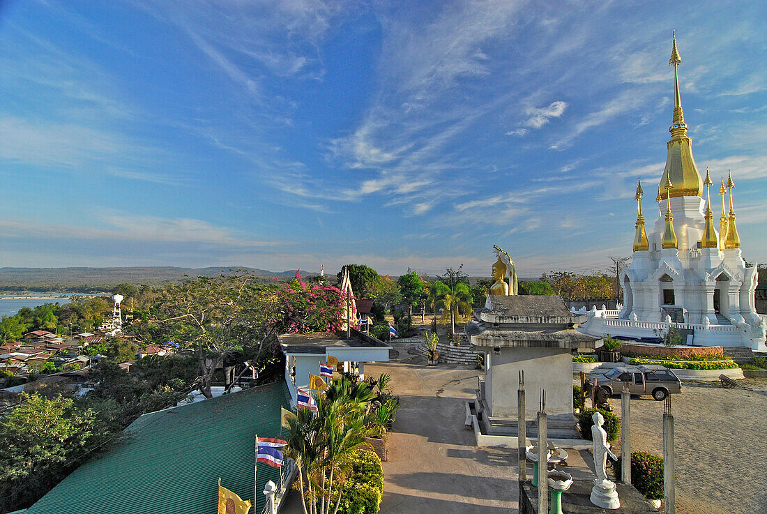 Mekong river at Khong Chiam with view towards Laos, Province Ubon Ratchathani, Thailand, Asia