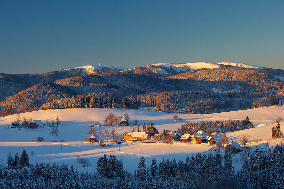 Sunrise on a winter's morning at Breitnau-Fahrenberg, Feldberg, Black Forest, Baden-Württemberg, Germany, Europe