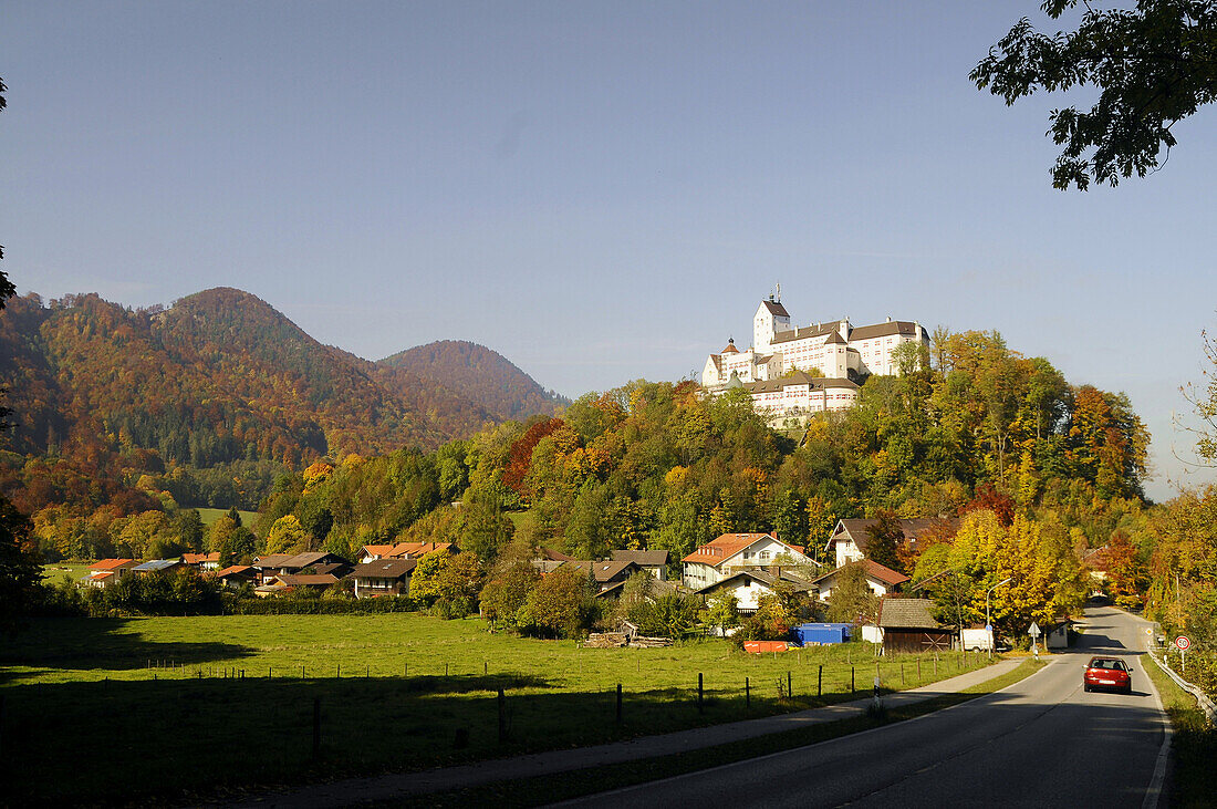 Schloss Hohenaschau, Aschau, Chiemgau, Bayern, Deutschland