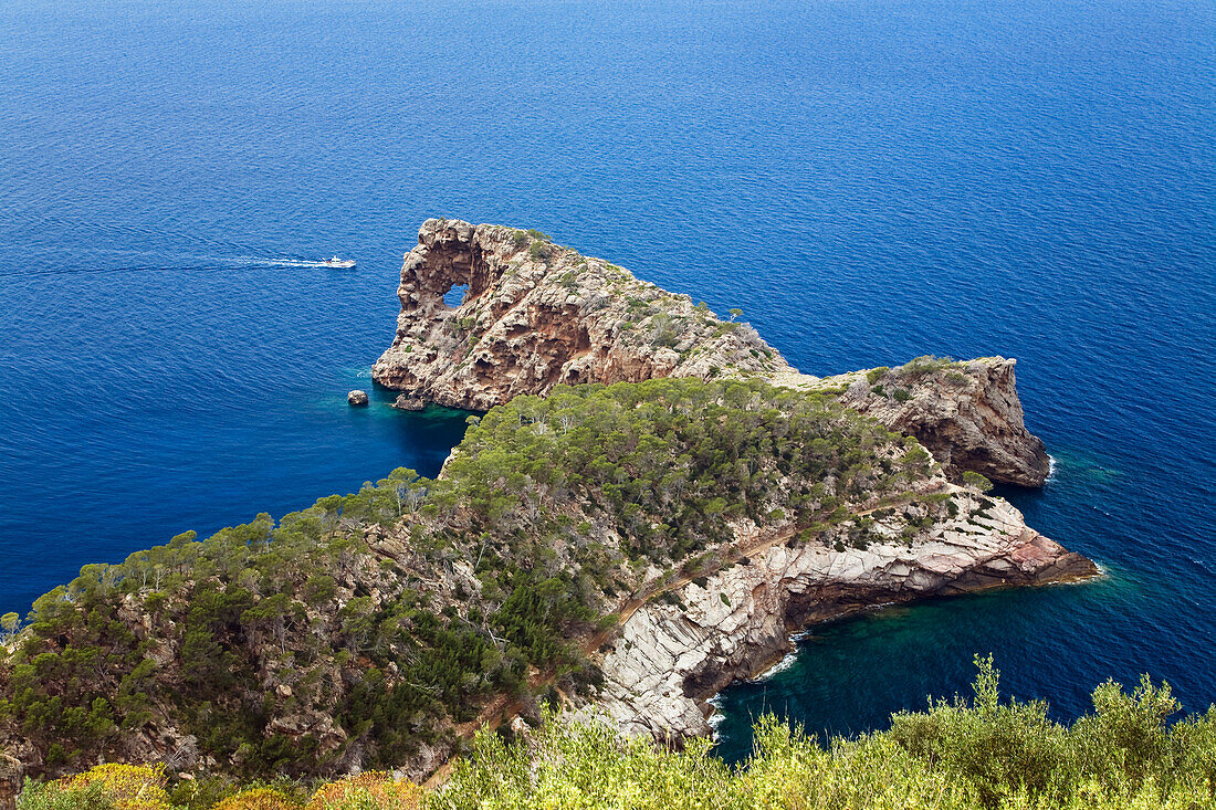 View at ocean and rocky coast, Punta de Sa Foradada, Northwest Coast, Mallorca, Balearic Islands, Mediterranean Sea, Spain, Europe