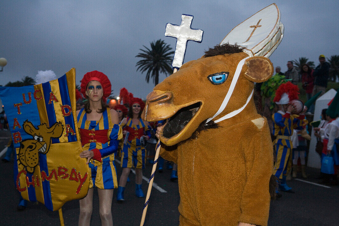 Karnevalsumzug, Kamel Kostüm, Karneval, Haria, Lanzarote, Kanarische Inseln, Spanien, Europa