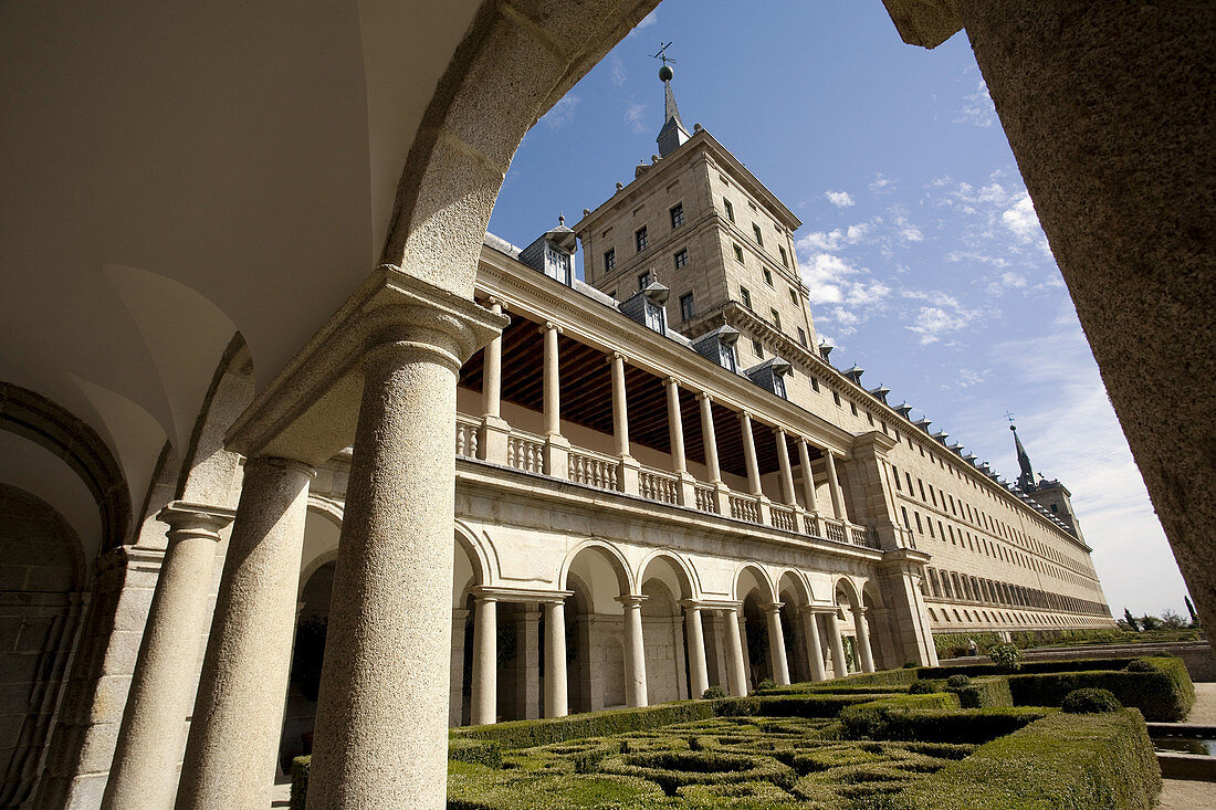 Spain,  Madrid,  El Escorial,  the Royal Monastery of San Lorenzo de El Escorial,  view into the palace gardens