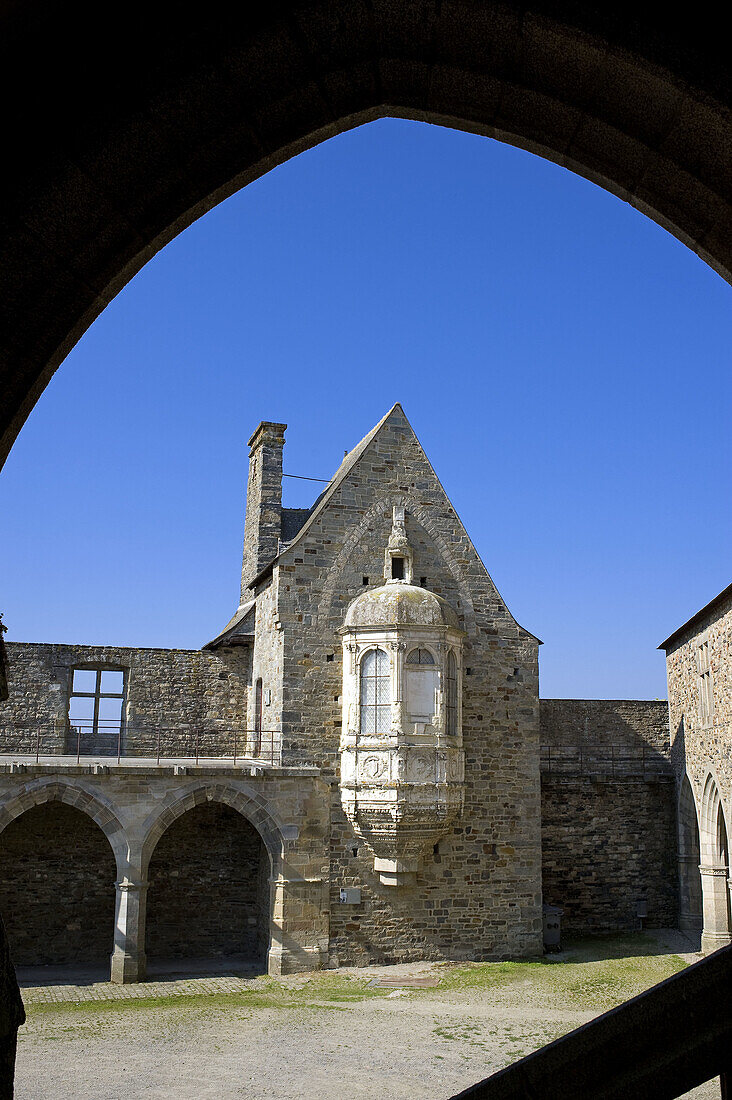 Oratory tower in medieval castle,  Vitré. Ille-et-Vilaine,  Bretagne,  France