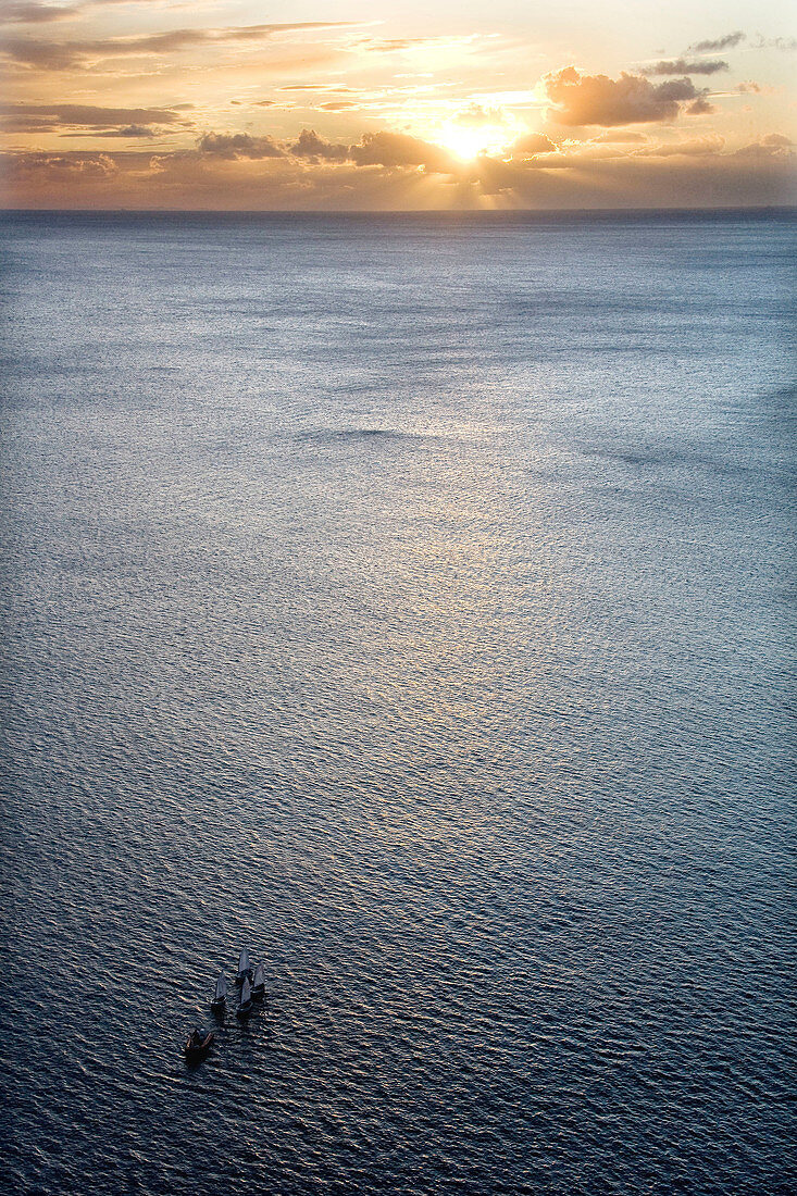 Beyond, Calm, Calmness, Color, Colour, Concept, Concepts, Daytime, End, Energy, Enlightening, Enlightenment, Exterior, God, Horizon, Horizons, Horizontal, Infinite, Infinity, Light, Locations, Majorca, Mallorca, Mood, Nature, Outdoor, Outdoors, Outside, P