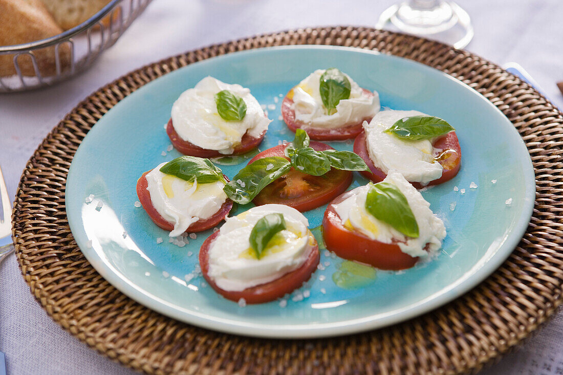 Insalata caprese with mozarella di bufala, Cilento, Campania, Italy