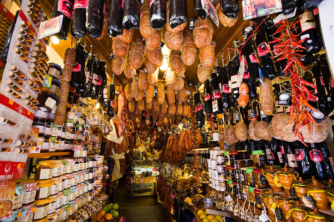 Interior view of a delicatessen and speciality shop at Palma, Mallorca, Spain, Europe