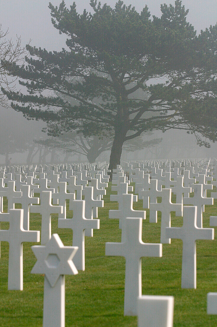 9387 Dead American Soldiers Rest In Peace In This Military Cemetery In Colleville-Sur-Mer, Site Of The June 6, 1944 D-Day Landings, Calvados (14), Normandy, France