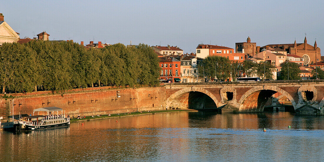 La Daurade Quay On The Banks Of The Garonne With The Pont Neuf Bridge, City Of Toulouse, Haute-Garonne (31), France