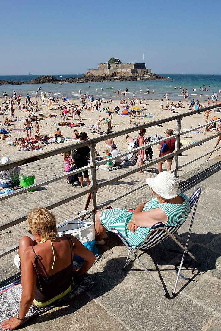 L'Eventail Beach At The Foot Of The Bidouane Tower, Saint-Malo, Ille-Et-Vilaine (35), France