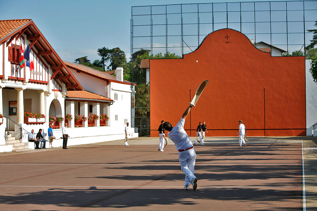 Game Of Basque Pelota, Village Square, Town Hall And Front Wall, Guethary, Basque Country, Basque Coast, Pyrenees-Atlantique (64), France