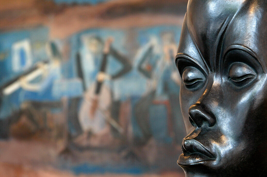 African Sculpture In Ebony, 'Eric Beaudet' Gallery, Le Havre, Seine-Maritime (76), Normandy, France