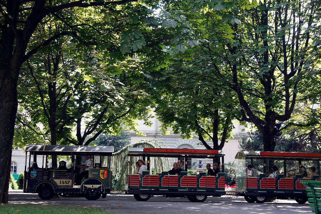 Electro Solar Tourist Train In The Bastions Park, Geneva, Switzerland