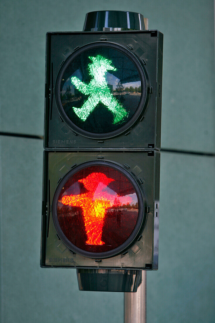 Ampelmann, Born In 1961, The Ddr'S Famous Light For Pedestrians, Was Seriously Threatened With Extinction In 1994. That'S When An Industrial Designer Had The Brilliant Idea Of Converting Them?¥ Into Red And Green Lamps. So, Five Years After Reunification,