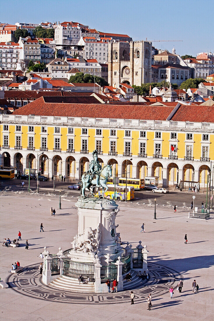 Statue Of Dom Joao I, Praca Do Comercio, Commerce Square And Se Cathedral, Alfama And Baixa Neighborhood, Lisbonne, Portugal, Europe