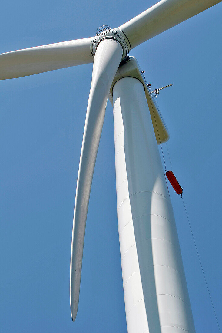 Evacuation Of A Victim By The Exterior With A Rope Boat In Horizontal Position, Rescue On The Hub Of The Generator Of A Wind Turbine With The Firefighters Departmental Team Of The Grimp Of The Sdis28, Town Of Poinville, Eure-Et-Loir (28), France