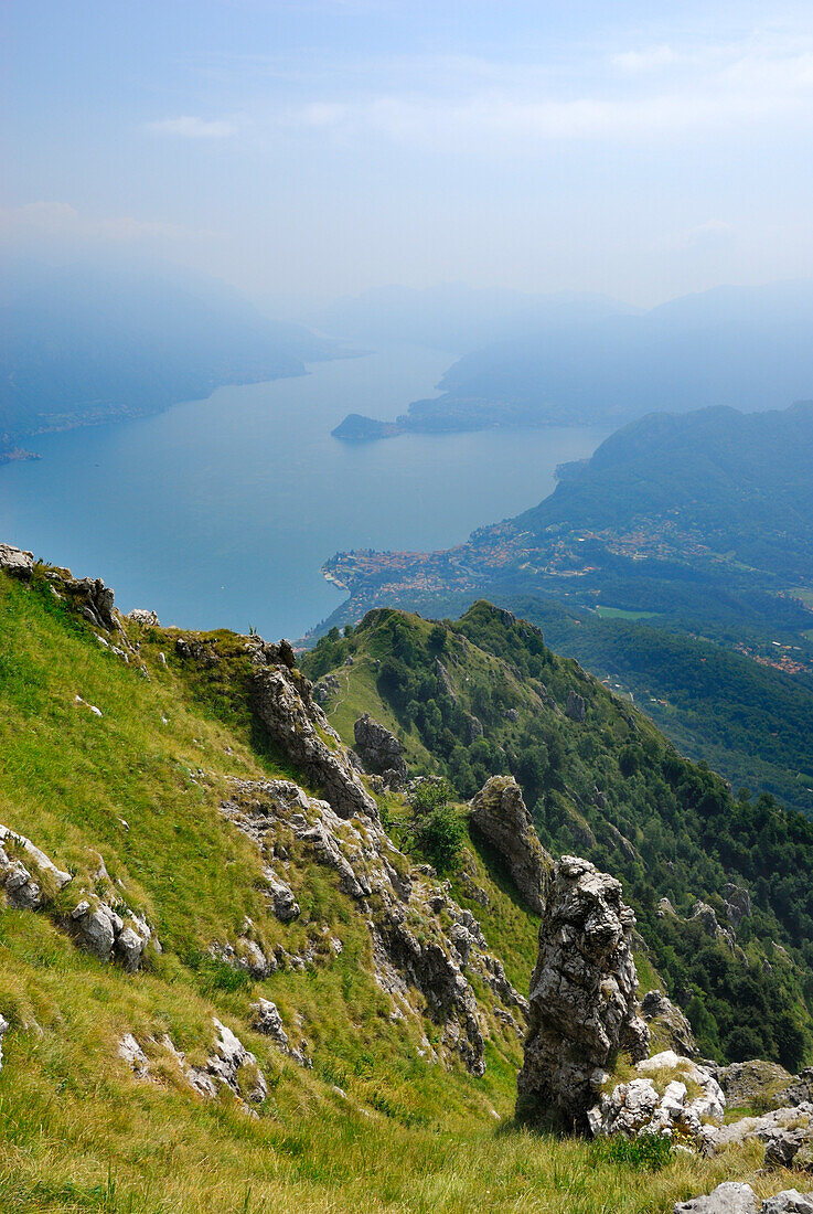 Blick über den Comer See, Monte Grona, Lombardei, Italien