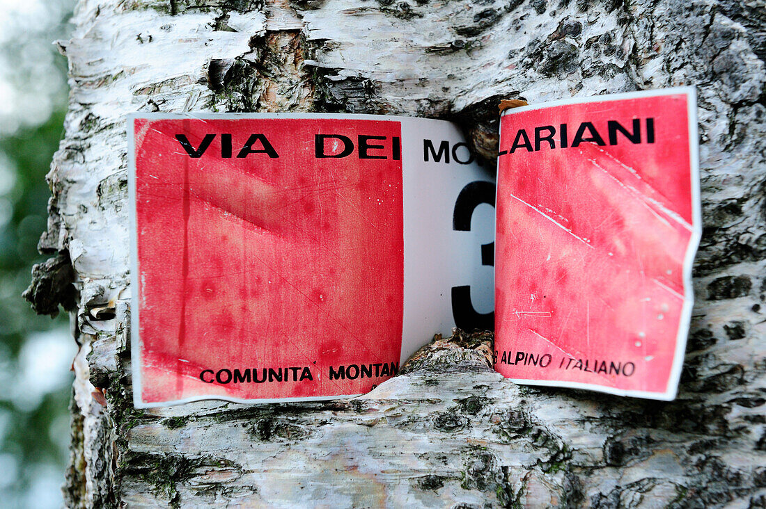 Wanderwegmarkierung Via dei Monti Lariani, Comer See, Lombardei, Italien