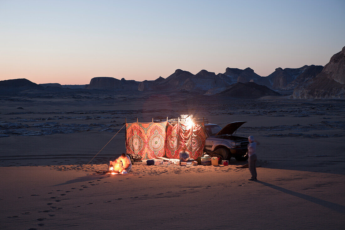 Tourists overnight with Jeep in White Desert National Park, Egypt, Libyan Desert