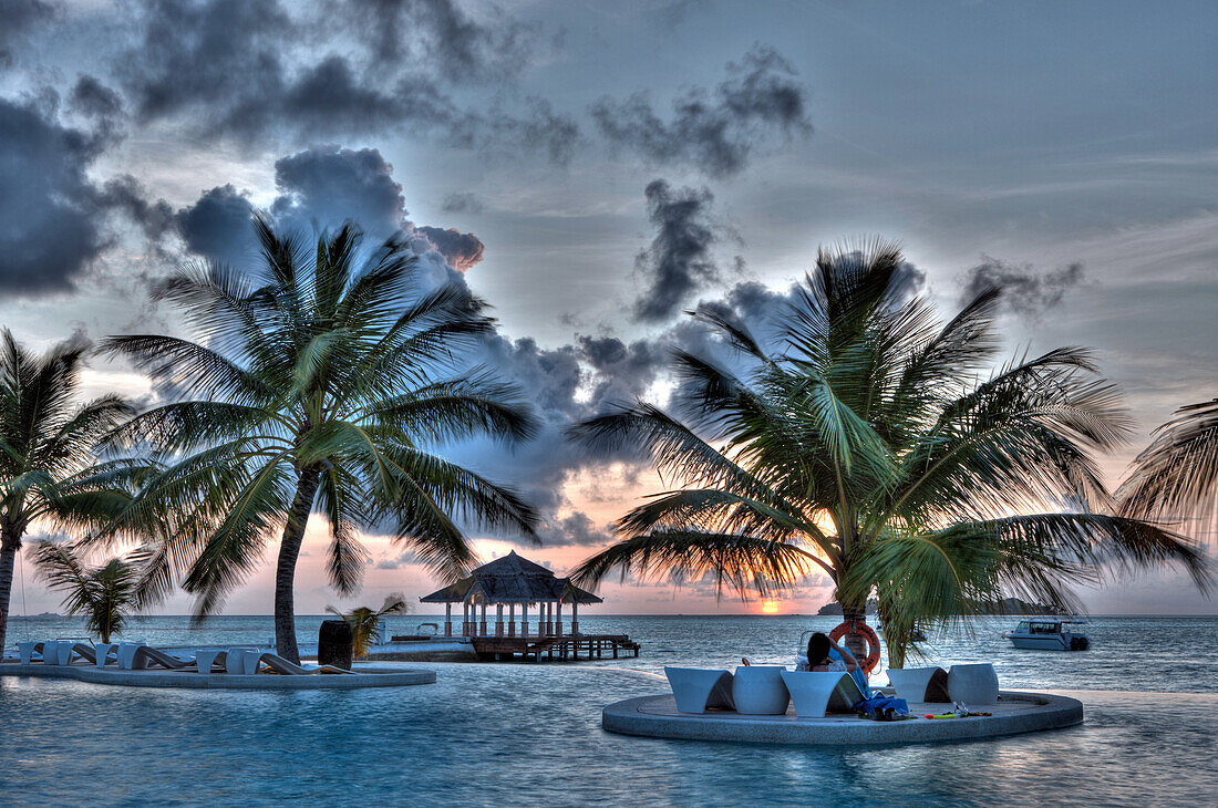 Pool der Malediveninsel Kandooma, Malediven, Sued Male Atoll