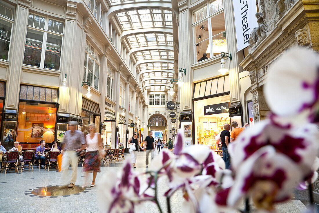 Im Einkaufszentrum Mädlerpassage, Leipzig, Sachsen, Deutschland