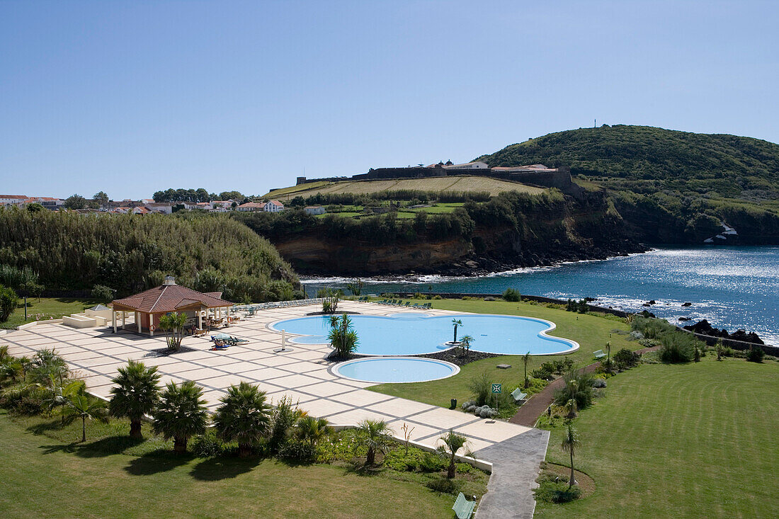 Schwimmbad am Terceira Mar Hotel, Angra do Heroismo, Insel Terceira, Azoren, Portugal, Europa