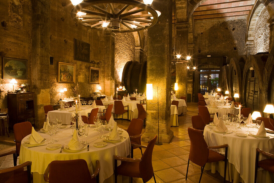 Restaurant des Sa Torre de Santa Eugenia Agroturisme Finca Hotel, nahe Santa Eugenia, Mallorca, Balearen, Spanien, Europa