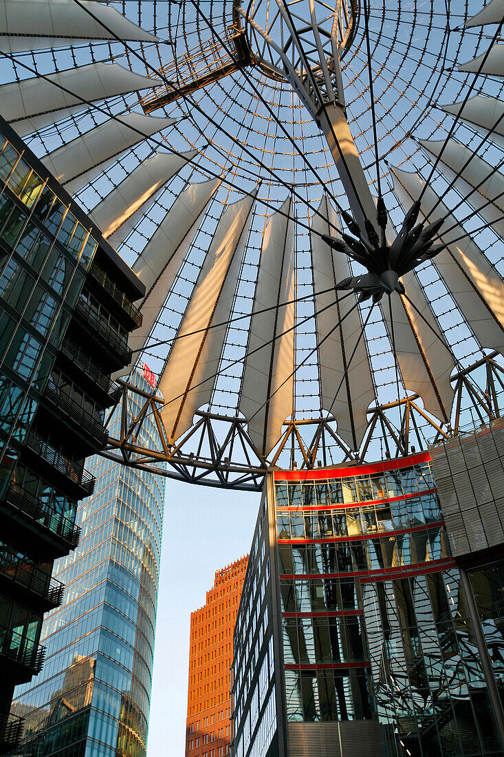 Sony Plaza, Sony Center, Potsdamer Platz, Canopy Conceived By The German-American Helmut Jahn Between 1996 And 2000, The Glass Roof Of The Building Adorns Itself In The Colours Of The Rainbow At Nightfall This Cupola Tops A Forum, A Veritable Square In Th