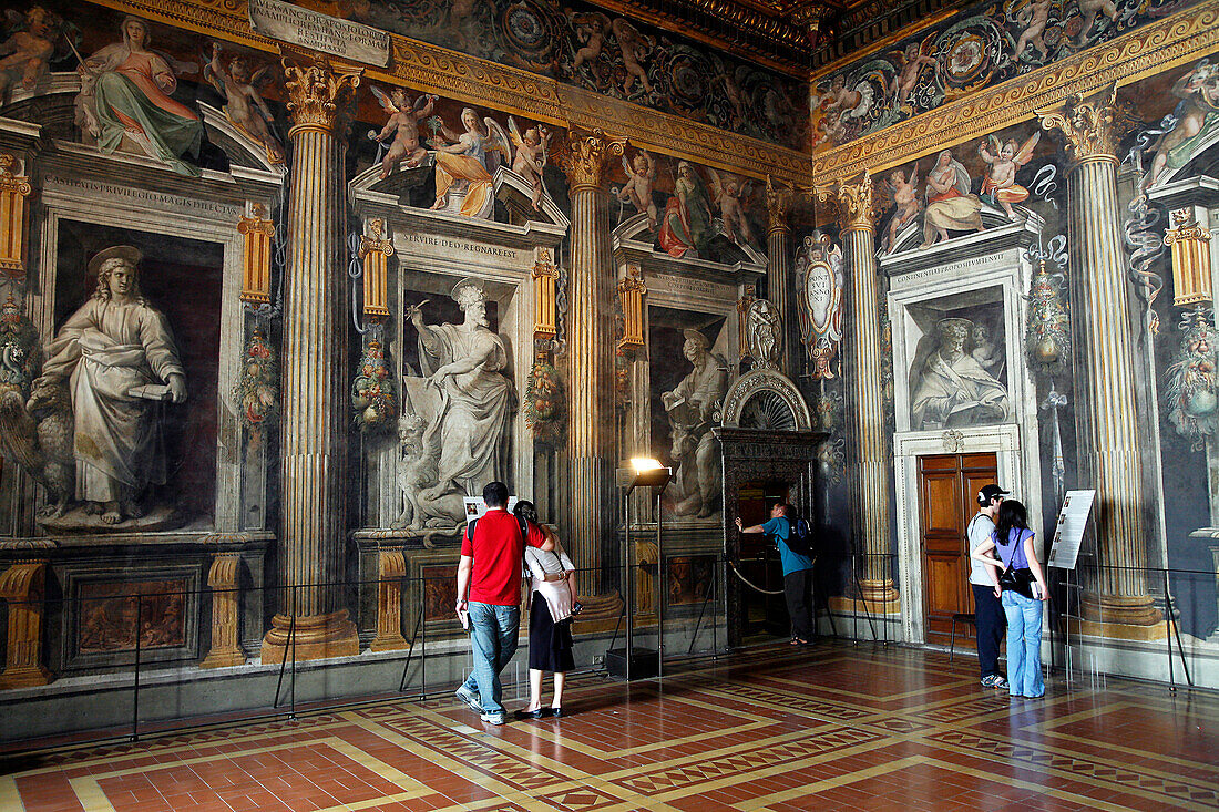 Raphael'S Rooms, Vatican Museum, Rome