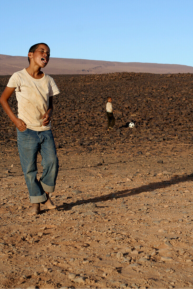 Nomad Children Playing Soccer, Association For The Development Of Nomad Life In The Zagora Region, Berber People, Morocco, Maghrib, North Africa