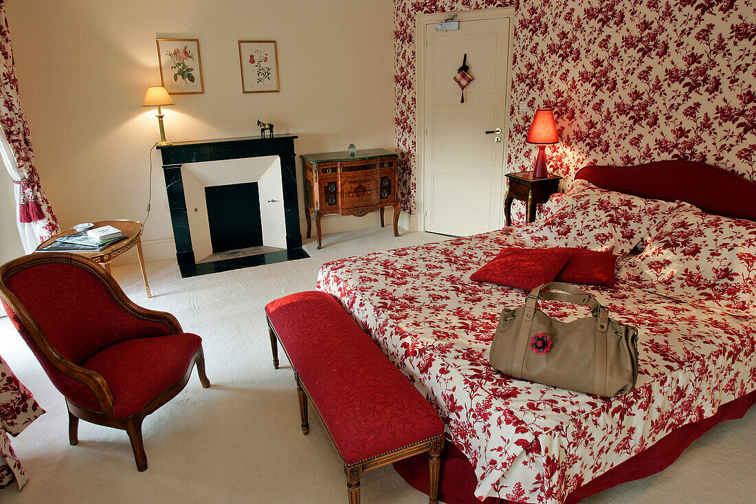 A Room At The Chateau De Curzay, Relais Et Chateaux Hotel, Vienne (86), France