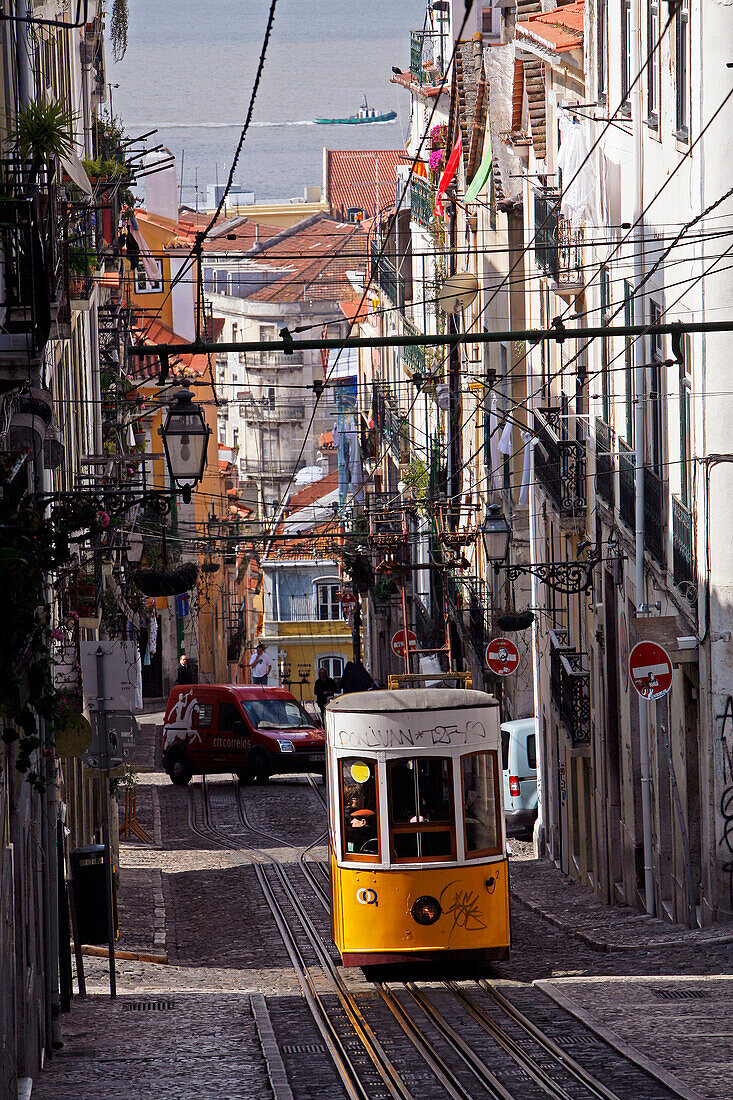 Elevador Da Bica, Rua Bica Duarte Belo, Portugal, Europe