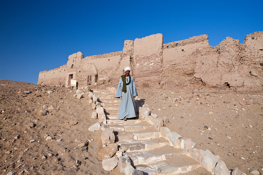 Ruinen von Tempel El-Ghweita in Kharga Oase, Libysche Wüste, Ägypten